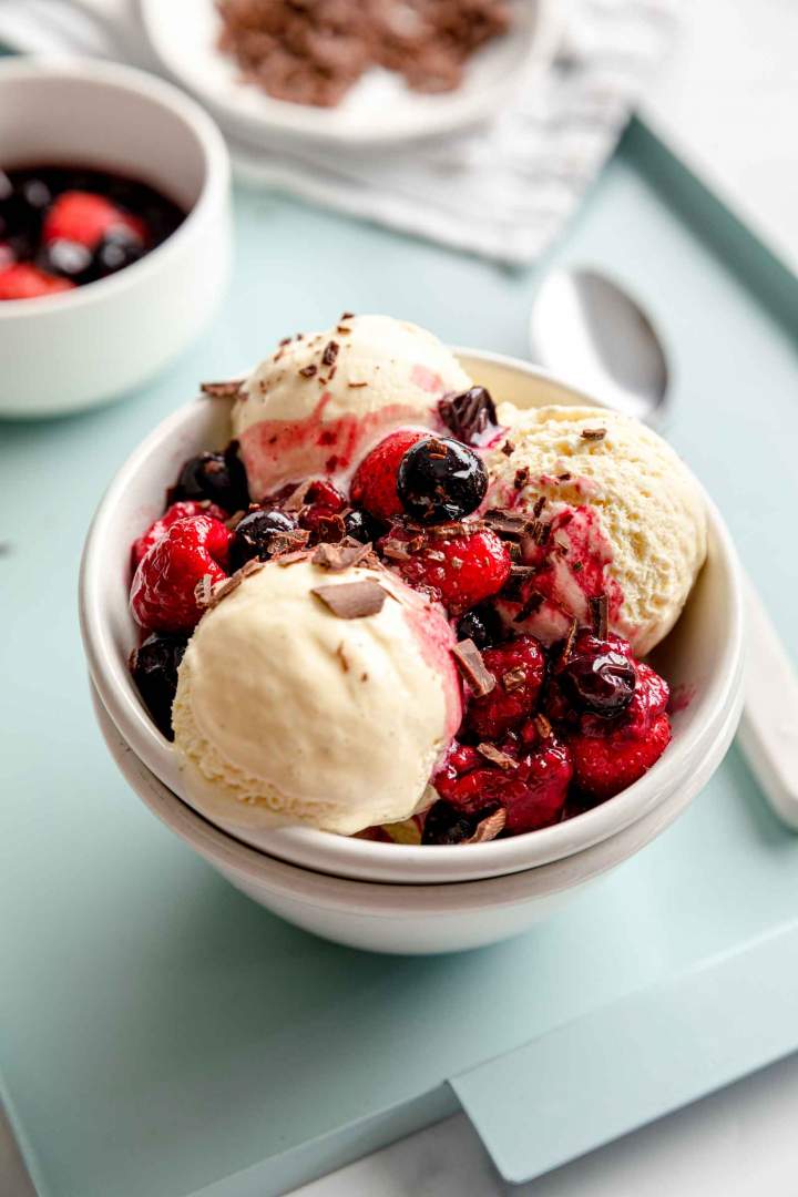 Hot Berry Sauce with Ice Cream