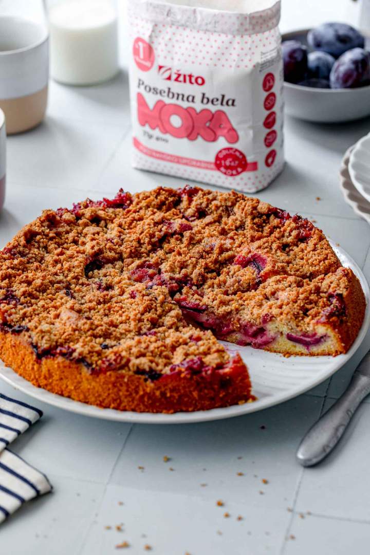 Plum Crumble Cake