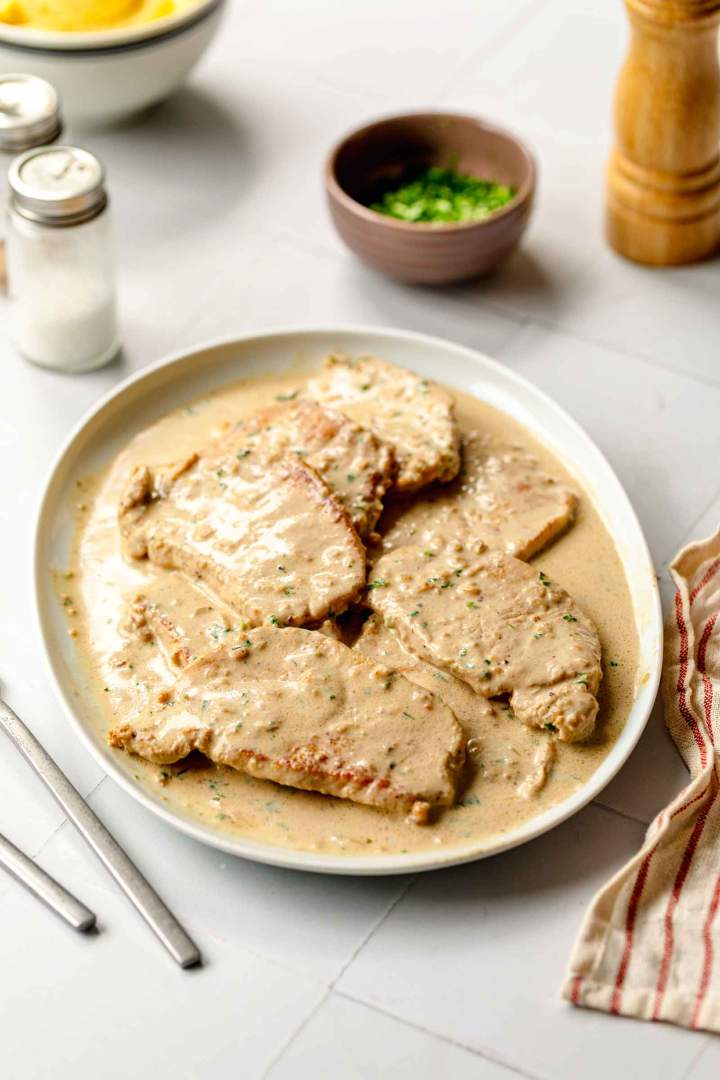 Pork Cutlets in Creamy Mustard Sauce
