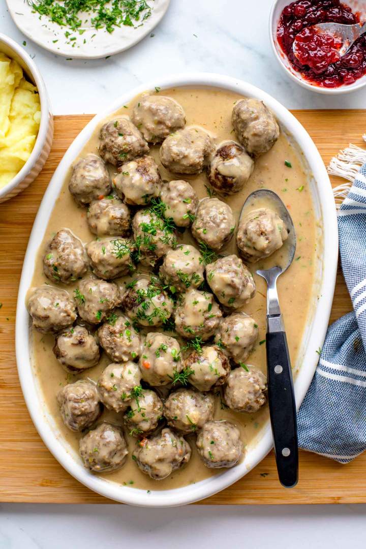 Swedish Meatballs with Creamy Dill Sauce Recipe