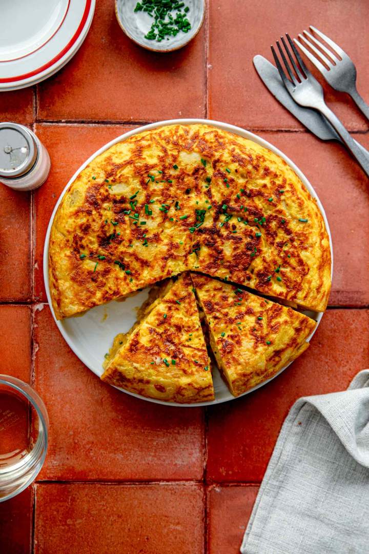 Spanish Tortilla (Tortilla de Patatas)
