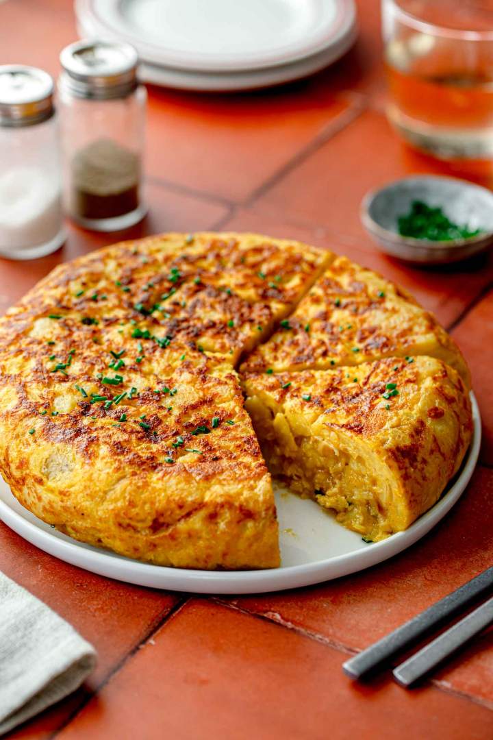 Spanish Tortilla (Tortilla de Patatas)
