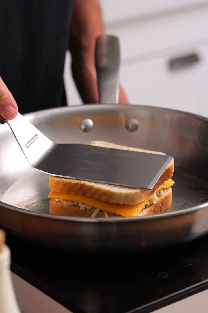 How to make Tuna Melt Sandwich