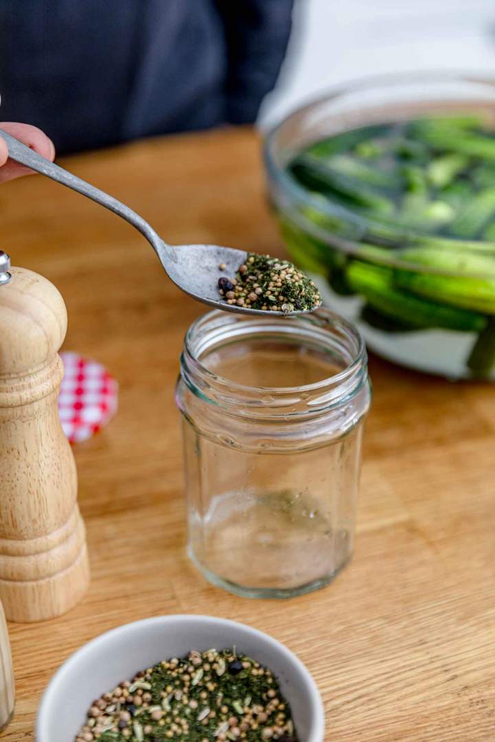 How to make Gherkin Pickles